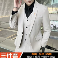 Белый жилет, штаны, ремень, галстук, галстук-бабочка