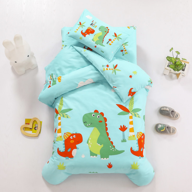 Children's kindergarten quilted with three sets of pure cotton six pieces with core bedding covered into the garden bed, baby's nap quilt