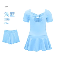 Светло-голубой - короткие рукава