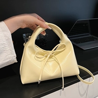 Светло-желтый