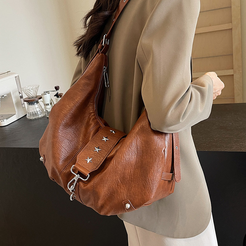 Women's Large-Capacity Vintage Dumpling Bag, Casual Shoulder Crossbody 2026 - Thumbnail 2