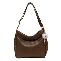 В цвете грязи есть кулон