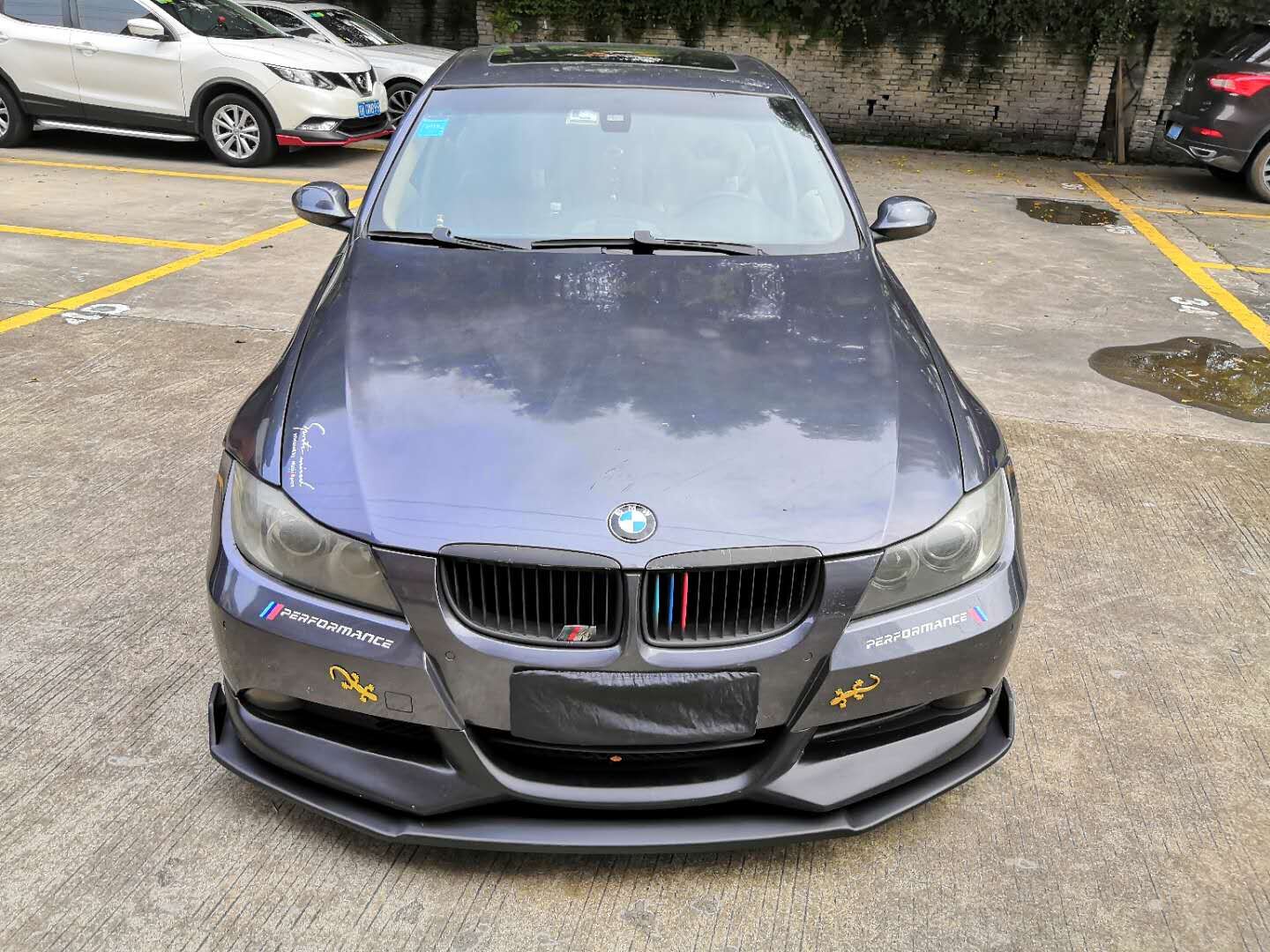 3 series BMWE90 front shovel BMW325i front lip small surround BMWE90 retrofit large surround anticollision shovel