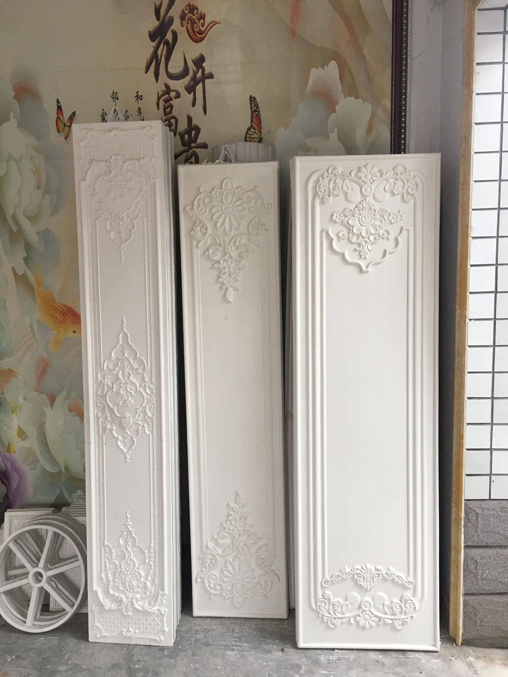 European-style gypsum line TV wall background wall border line shape gypsum board wall panel film and television wall flat round Rome