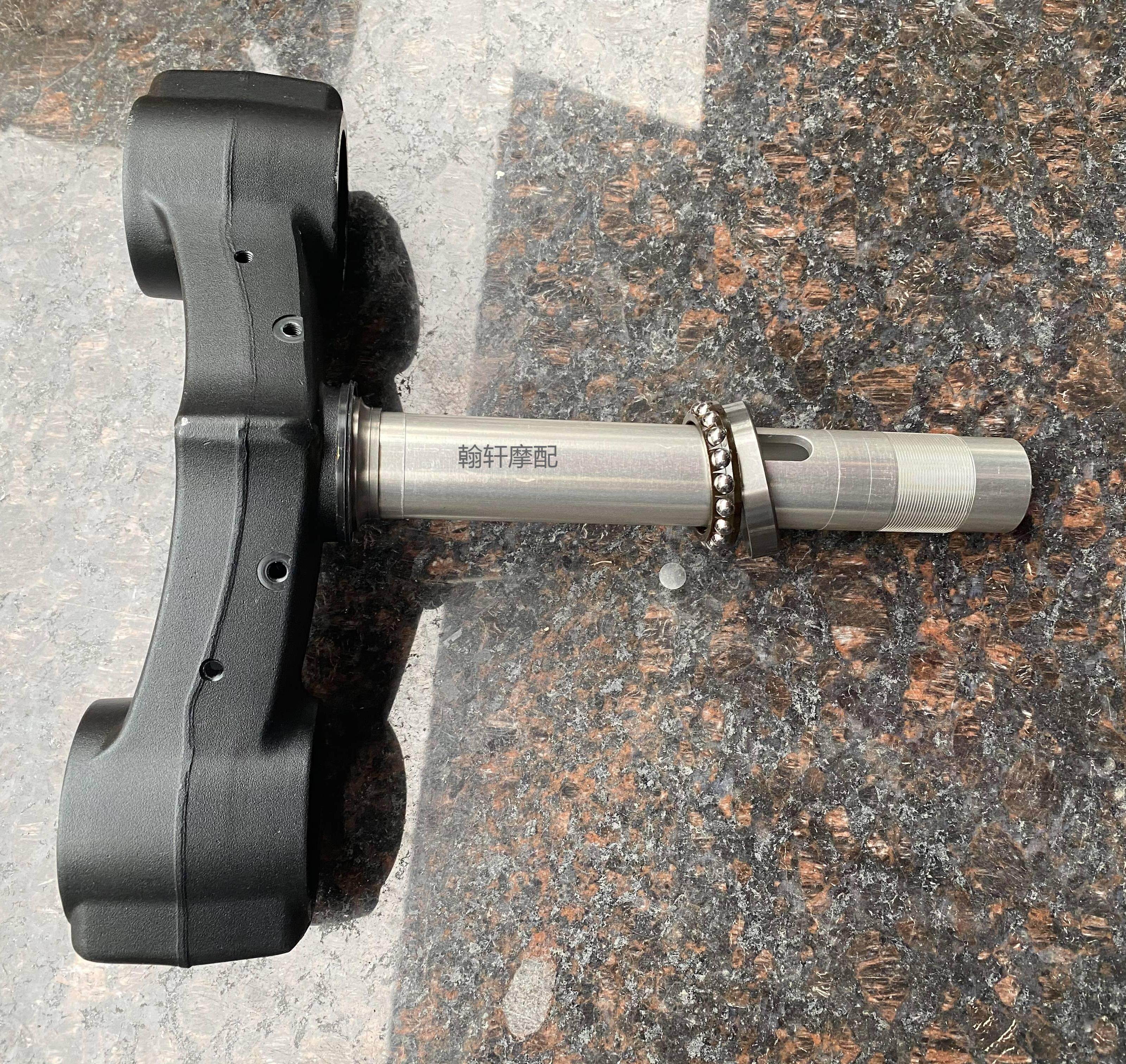 The Qianjiang Original Factory Race 600 chased 600 Yellow Dragon 752S Jin Peng 502X upper and lower linking board direction column Samsung upright post