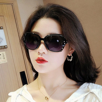 2025 New Style Sunglasses for Women, Fashionable Uv Protection Trendy Sunglasses, Retro Large Frame, Round Face, Unique and Versatile Glasses
