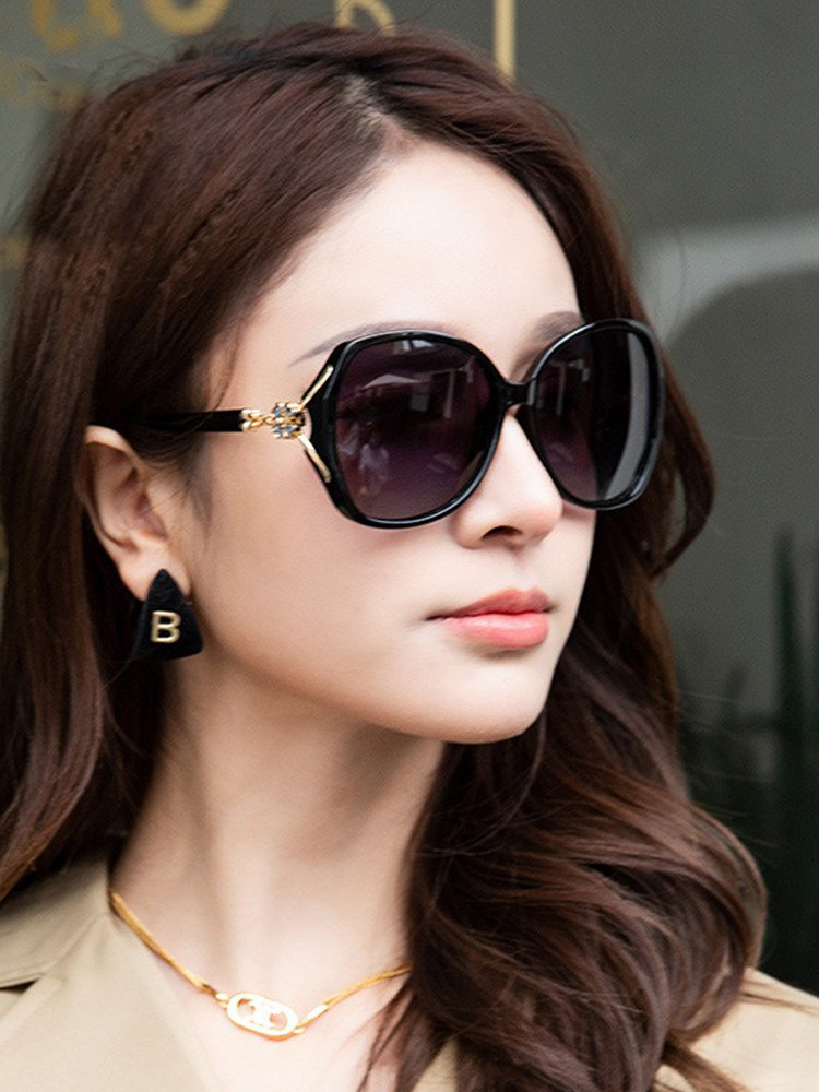 2025 New Polarized Sunglasses for Women, High-End Large Frame, Elegant Retro Four-Leaf Clover Sunglasses, Street Style Trendy Glasses