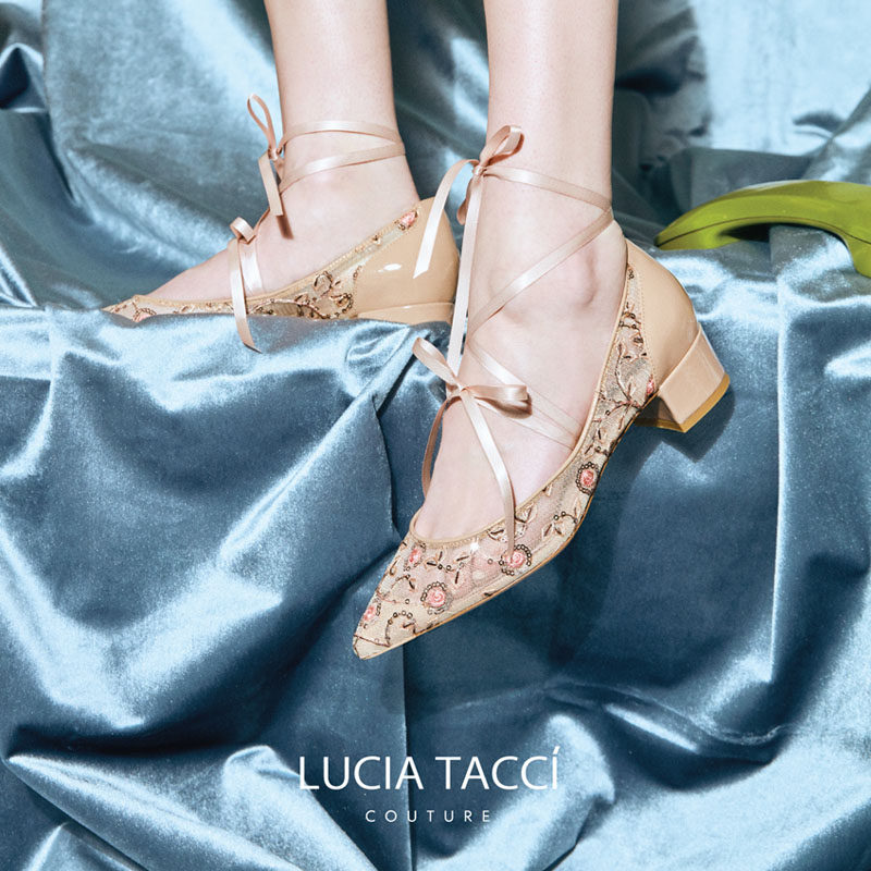 Spot Lucia Tacci original designer shoes nude color pointed lace beads embroidered straps with wedding shoes
