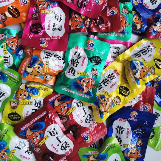 Der verzehrfertige Fisch der Dandong-Spezialität ist köstlich und kann gerne gekauft werden