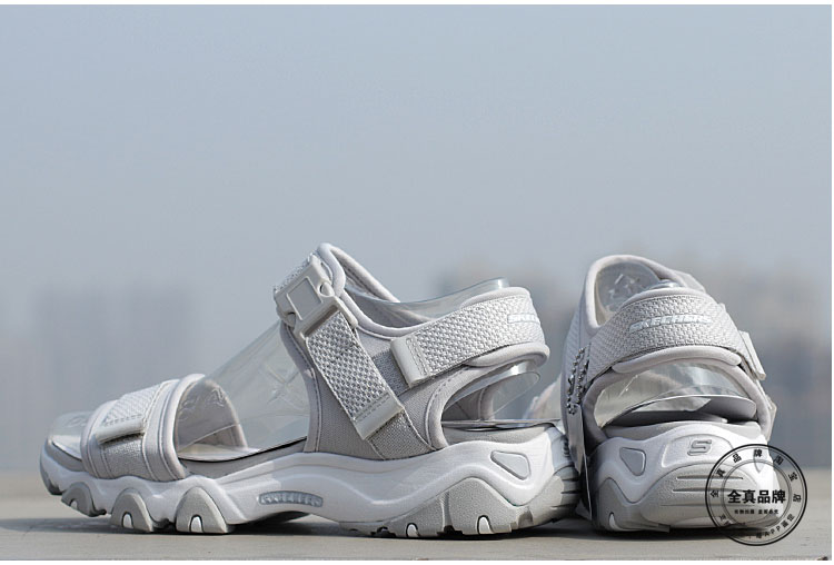 SKECHERS nữ mùa hè giải trí thể thao ngoài trời giày gấu trúc ladies ma thuật dán đáy dày dép bãi biển 88888160 dép bitis nam quai hậu