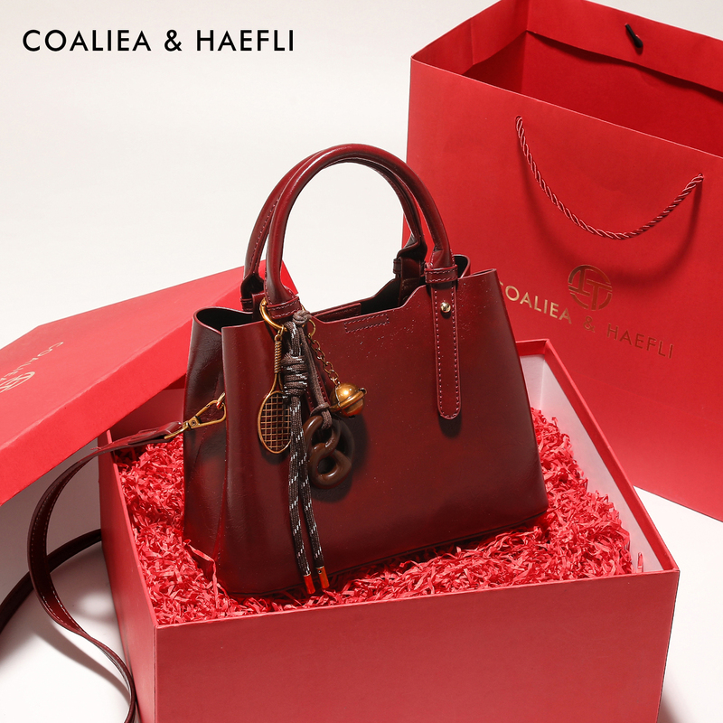 Hong Kong Brand Retro Red Bridal Wedding Bag for Women, High-End Gift Handbag, Daily Use Crossbody Bag