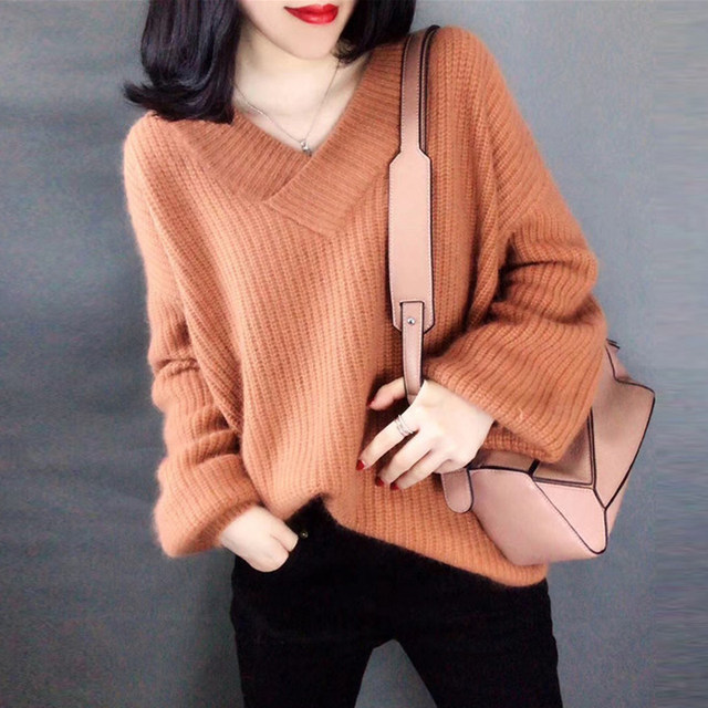 V-neck pullover sweater for women in spring and autumn, loose and lazy style outer knitted top, new thick line solid color bottoming shirt