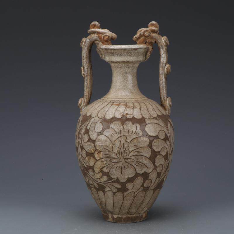 The Song Dynasty Magnetic State Kilns Carved Double Dragon Bottle Antique Old Goods Ancient Play Old Goods Folk Collection Antique made of old porcelain