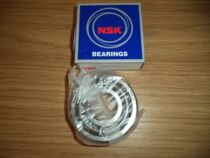 Imported bearings Japanese NSK bearings tapered roller bearings HR30304J original 7304E