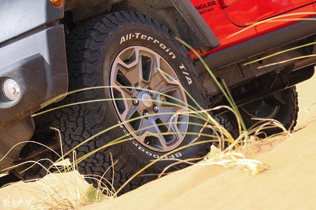 Ko3 Bailichi Ko2 All-Terrain at Off-Road Tire 265/275/35X12.5/70R17 285/55R20