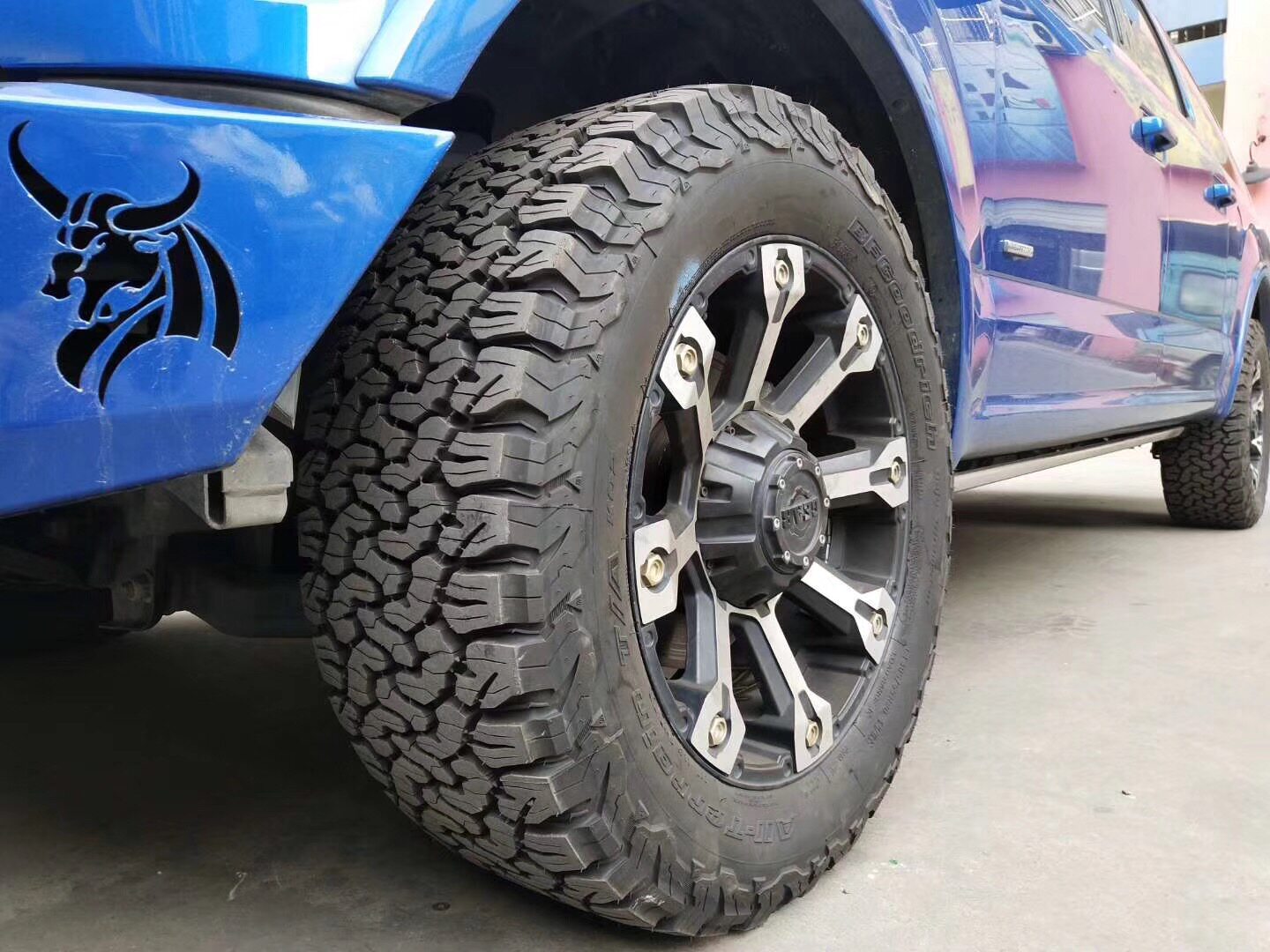 Ko3 Bailichi Ko2 All-Terrain at Off-Road Tire 265/275/35X12.5/70R17 285/55R20