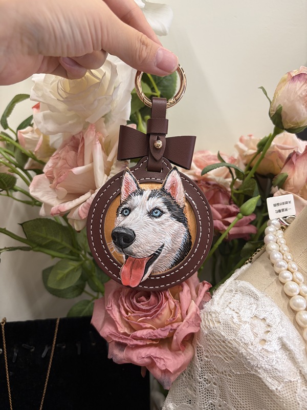 Handmade Genuine Leather Dog and Cat 3D Keychain DIY Pendant Pet Leather Engraving Souvenir Car Decoration
