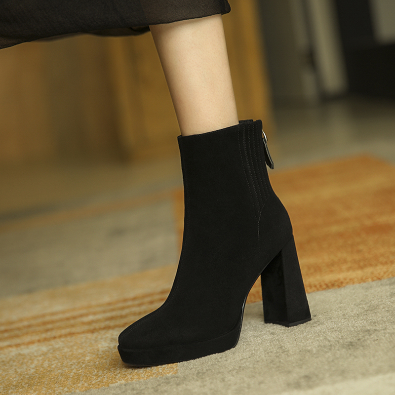 2026 Korean Style Versatile High-Heeled Women's Ankle Boots, New Autumn and Winter Frosted Waterproof Platform Chunky Heel Fashion Boots