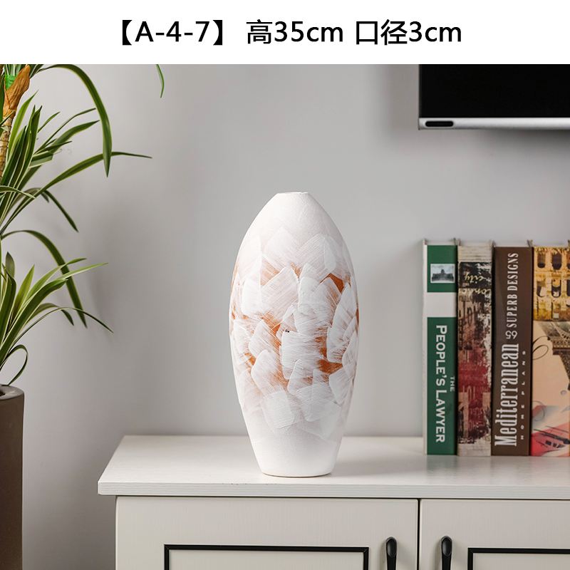 Contracted into dry vase of jingdezhen ceramics trumpet furnishing articles northern wind restoring ancient ways is the sitting room the desktop home decoration