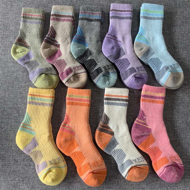 Parent-Child Outdoor 80% Merino Wool Socks, Thick Terry Hiking, Trekking, Skiing, Cold-Proof and Warm Mid-Calf Socks Z Parent-Child Outdoor 80% Merino Wool Socks, Thick Terry Hiking, Trekking, Skiing, Cold-Proof and Warm Mid-Calf Socks Z