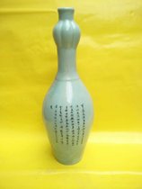 Old wine bottle empty wine bottle collection light blue ceramic wine bottle cabinet display decoration nostalgic art wine bottle