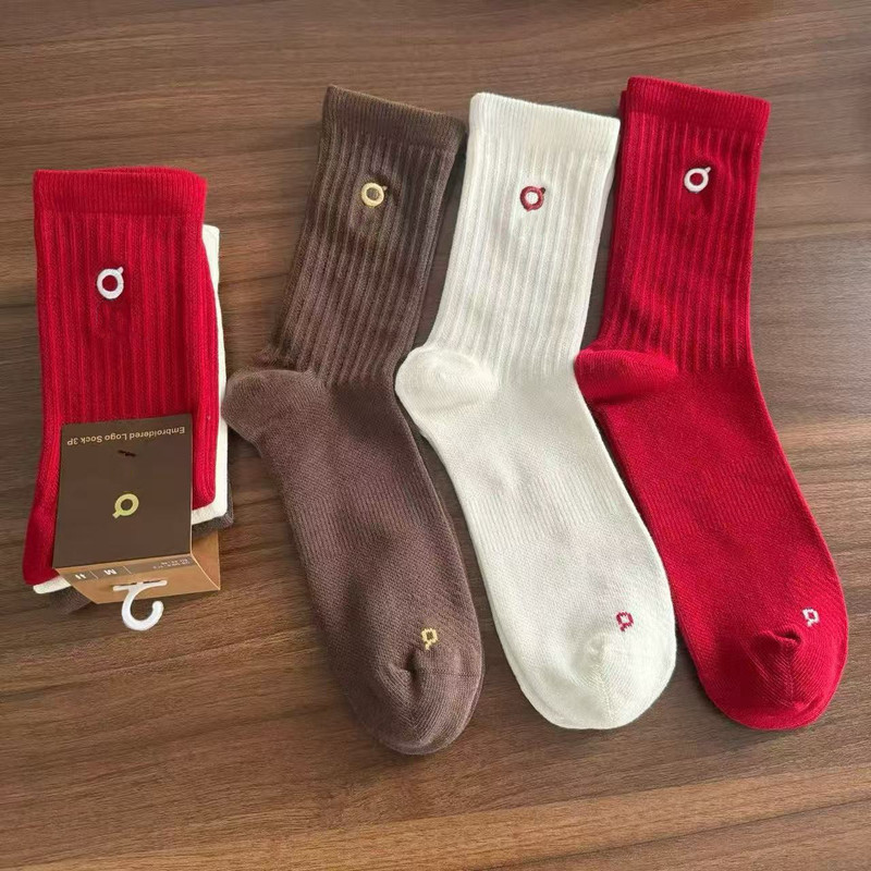 3 Pairs of All-Season Angjia O2025N New Mid-High Tube Embroidered Sports Socks for Men and Women, Running Socks, Cotton