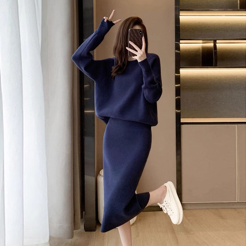 European Station 2026 New Autumn and Winter Women's Clothing, Elegant Lady's Dress, High-End Sweater Set, Knitted Skirt Two-Piece Set