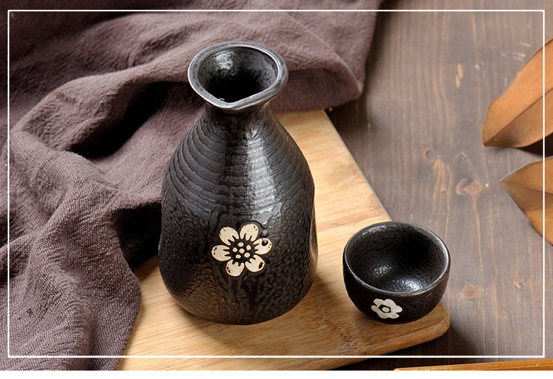 Đen retro phong cách Trung Quốc rượu vang trắng hông bình gốm đặt rượu vang thủy tinh rượu nhỏ bình cổ rượu hầm rượu thương mại ly uống rượu vang đỏ cao cấp