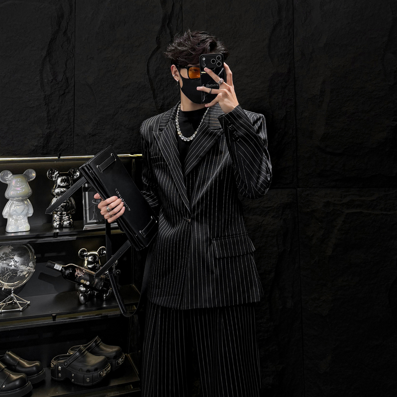 Wuzhijing Homme Black Striped Suit Set for Men, New High-End Style, Loose Fit, Waist-Cinching, Padded Shoulder Blazer