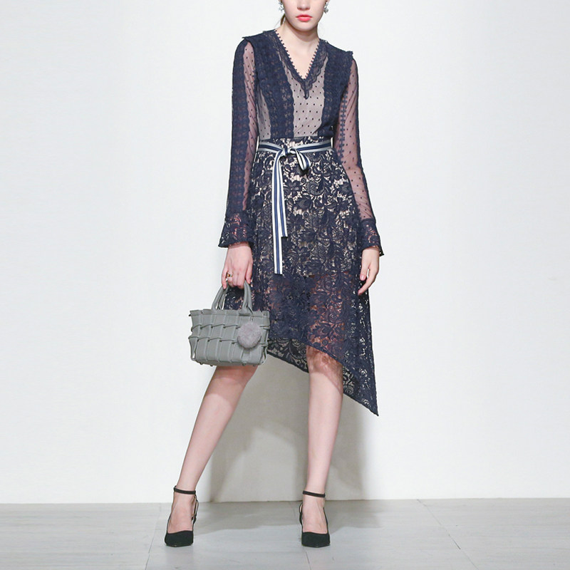 秋季气质名媛性感蕾丝裙子长袖显瘦中长款连衣裙女装秋装2017新款