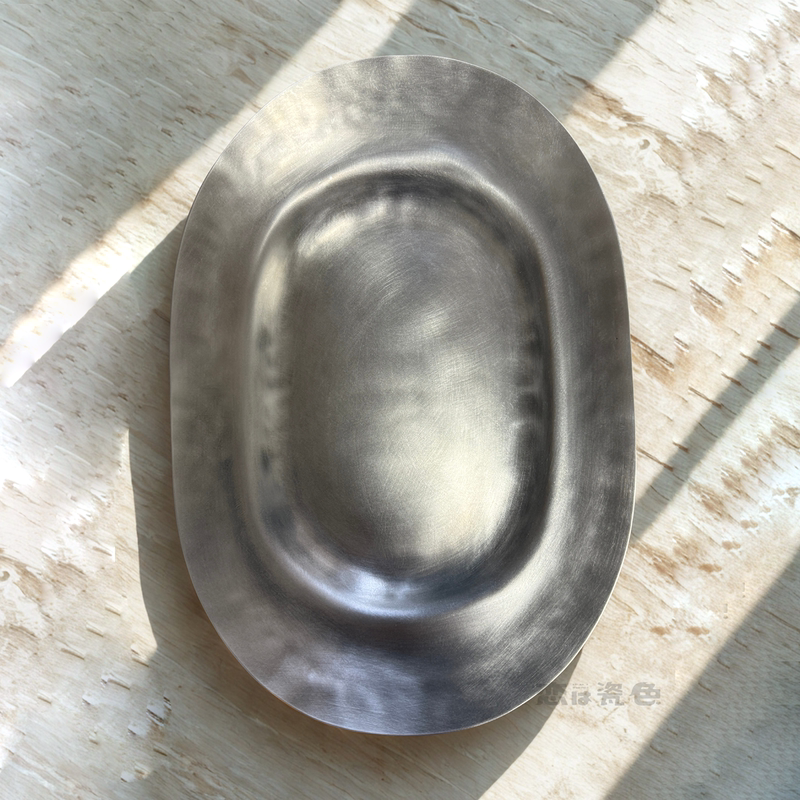 Japanese Nagasato Ichiyo's Hand-Forged Aluminum Oval Hammered Dinner Plate with Natural Scratches, Wabi-Sabi Vintage Tableware