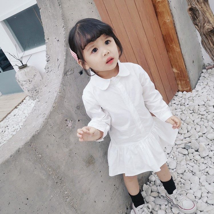 The White Shirt Is A Size Smallergirl knitting vest new pattern Korean version 0-7 year Children Foreign style Outside waistcoat 3 baby spring and autumn Wear out Vest tide