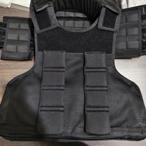 New universal tactical vest lined with soft pads comfortable and breathable sponge pads shock-absorbing and pressure-reducing pads
