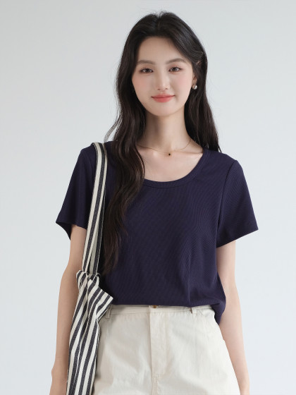 蓝若水大码女装简约纯色短袖T恤2025夏装新款微胖mm舒适内搭上衣