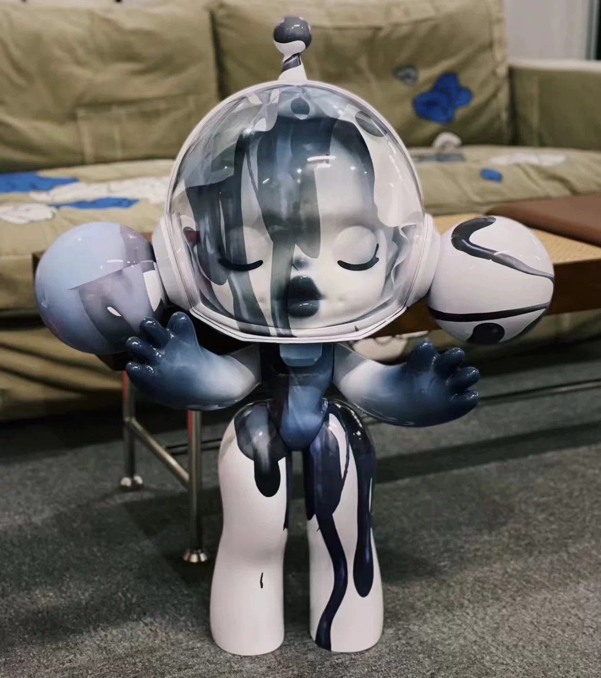 [POP MART SKULLPANDA α 1000% MEGA ]