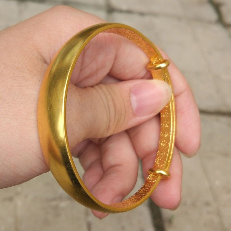 Gold Store Same Style Gold-Plated Bracelet with Wide Surface and Fortune Character, Push-Pull Bracelet, Classic, Simple, Elegant, Adjustable, Non-Fading, Fashionable Gold Store Same Style Gold-Plated Bracelet with Wide Surface and Fortune Character, Push-Pull Bracelet, Classic, Simple, Elegant, Adjustable, Non-Fading, Fashionable