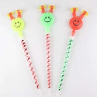 80 больших улыбок дуют драконов