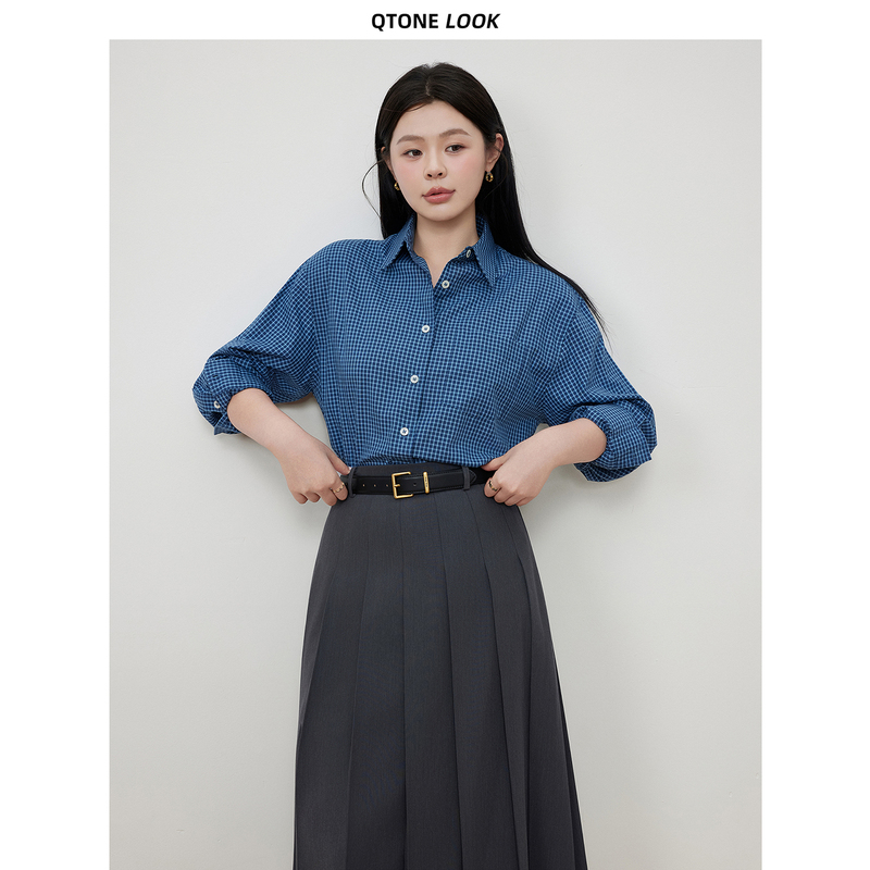A Cute and Intelligent Retro Blue Plaid Shirt for Plus-Size Women, Classic Miu-Style Shirt