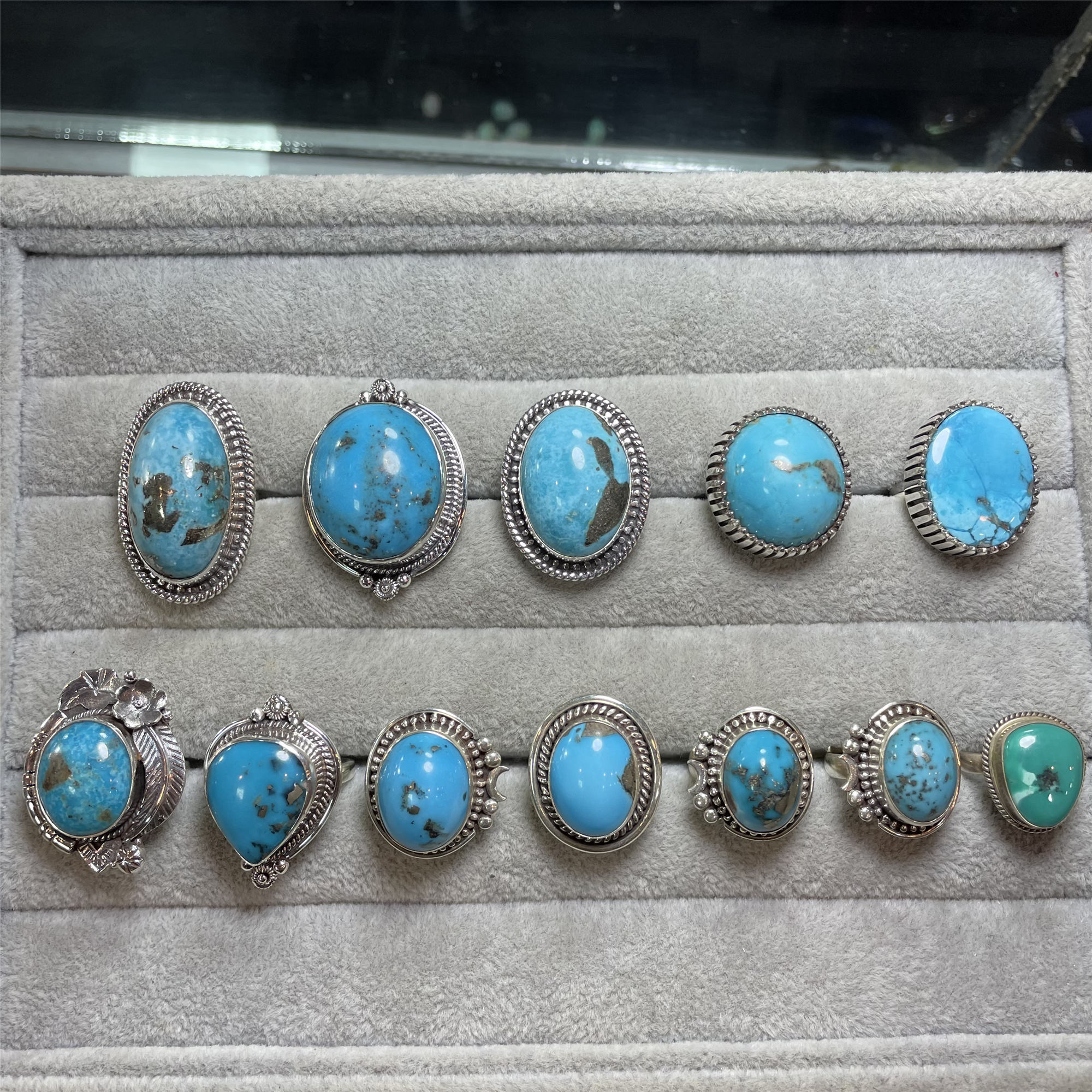 (soloni) Nepal pure hand-inlaid 925 silver natural turquoise retro long ring live mouth