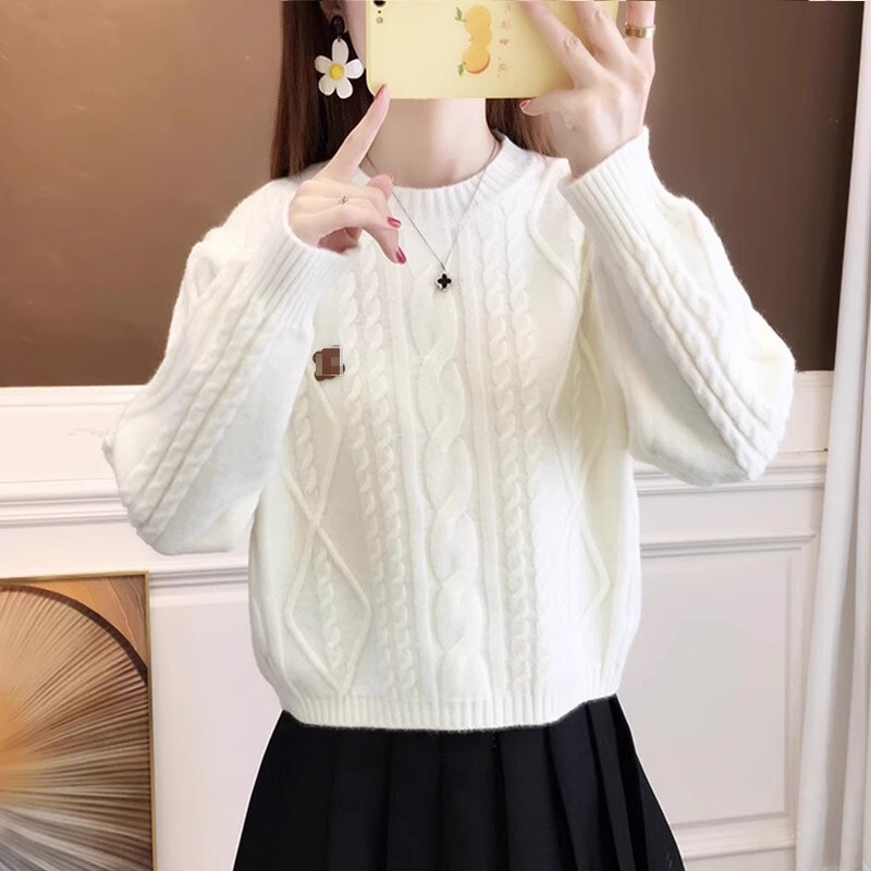 Short Sweater for Petite Women, Autumn and Winter Round Neck Pullover Knitwear, Thickened for Warmth, Stylish Outerwear, Base Layer