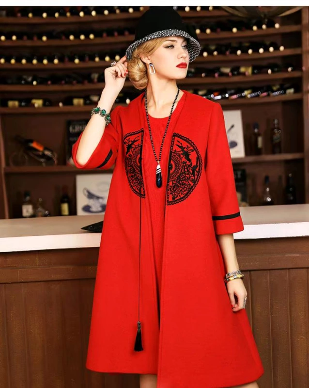 Mùa thu và mùa đông áo khoác len hai mặt của phụ nữ trong phần dài của áo khoác cashmere thêu thêu nặng áo ấm gió - Áo len lót đôi