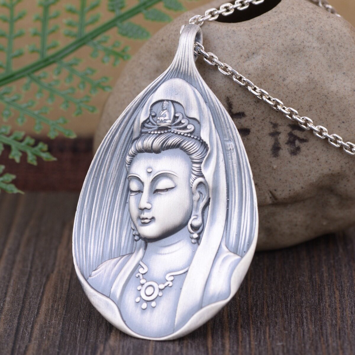 Pure silver S999 foot silver South without great Tats and Sadness Bodhisattva pendant silver present
