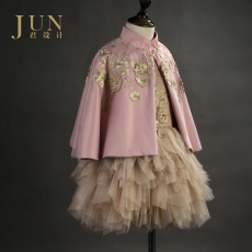 Праздничные платья Дефиле выступления пианистов июня