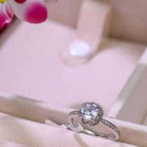 Zircon ring romantic fingertip niche design for men and women high-end simple fashion