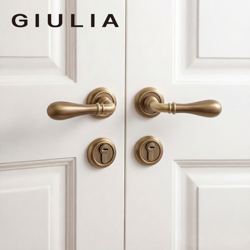 Giulia Antique-Style Bronze Retro Brass Silent Magnetic Door Lock French Bedroom Double Door Handle Invisible Door