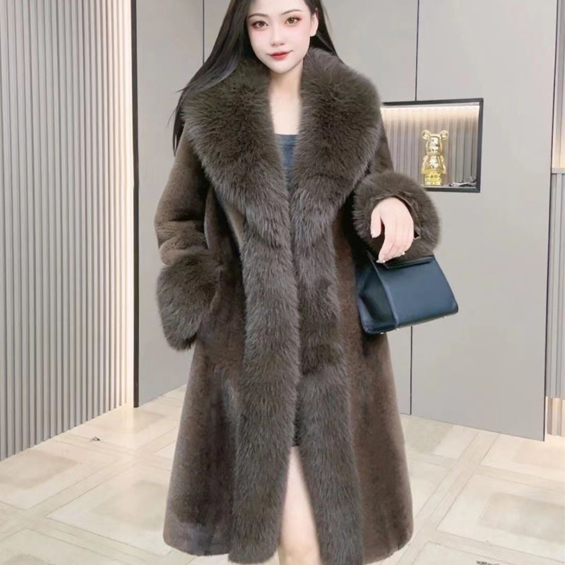 Winter Warm Mink Fur Coat for Women 2025 New Style Fur-Integrated Fox Fur Collar Mid-Length Trendy Coat
