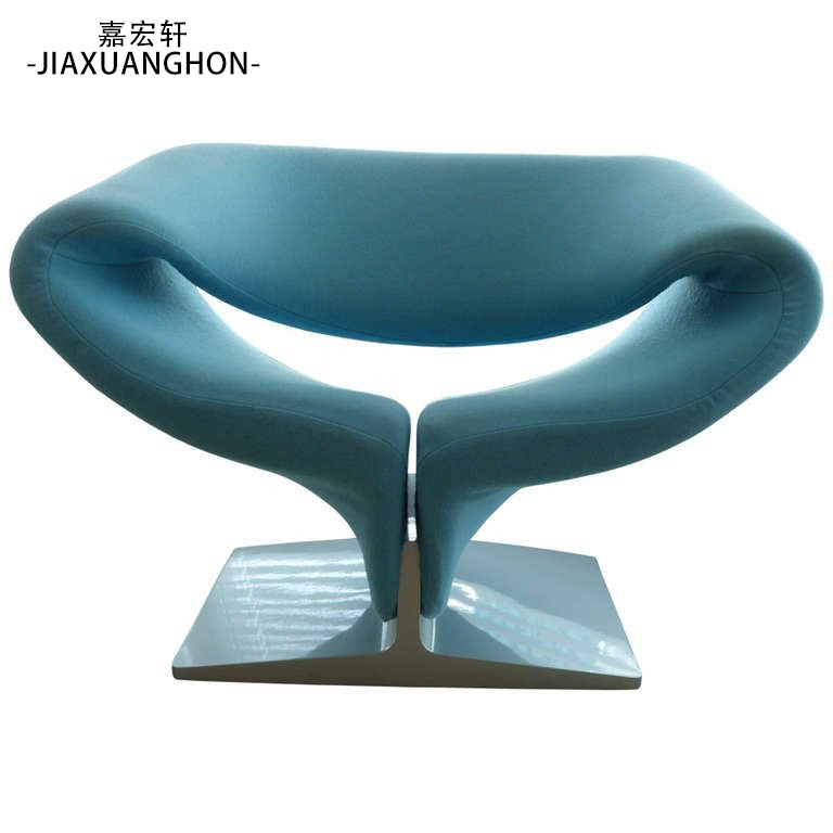 Nordic light luxury designer streamer chair back hollow model room reception glass fiber special-shaped leisure single chair
