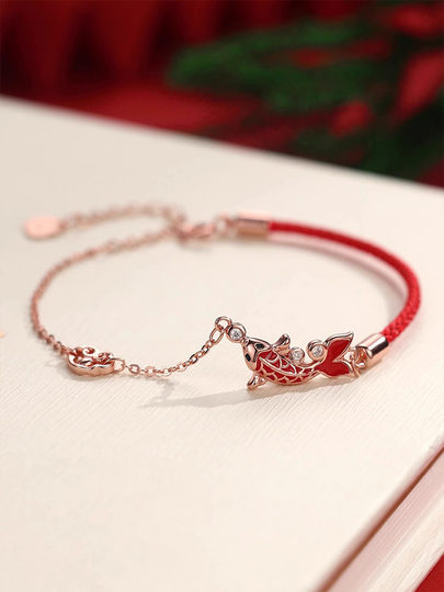 上岸锦鲤红绳脚链女2025新款性感国风轻奢小众设计高级感好运足链