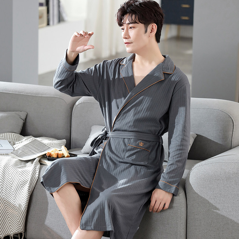 Sleeping robe men's spring and autumn pure cotton long sleeves thin section All cotton men's bathing suit middle-aged men's autumn mid-length version of bathrobe pyjamas