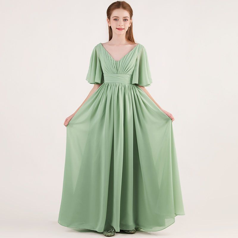 Elegant V-Neck Mint Green Chiffon Bridesmaid Dress for Girls, Long Slimming Fairy-Like Evening Dress for Older Children, Suitable for Hosting Performances Elegant V-Neck Mint Green Chiffon Bridesmaid Dress for Girls, Long Slimming Fairy-Like Evening Dress for Older Children, Suitable for Hosting Performances